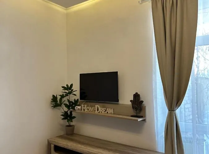 Mystic Dream House * Brassó