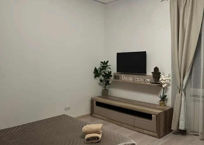 Mystic Dream House *